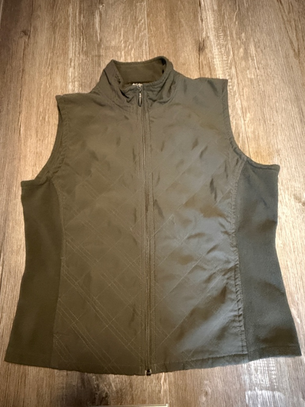 Columbia Women’s XCO Olive Green Quilted Zip-Front Vest